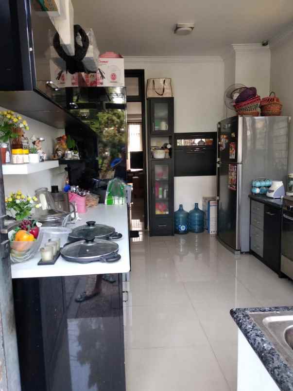 rumah gading griya lestari