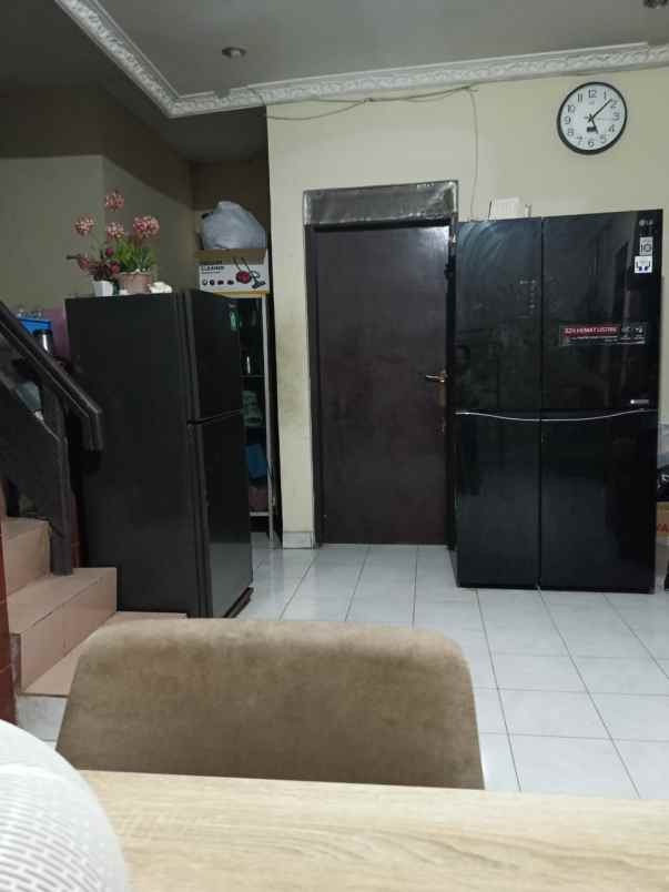 rumah hook siap huni pasadena semarang barat