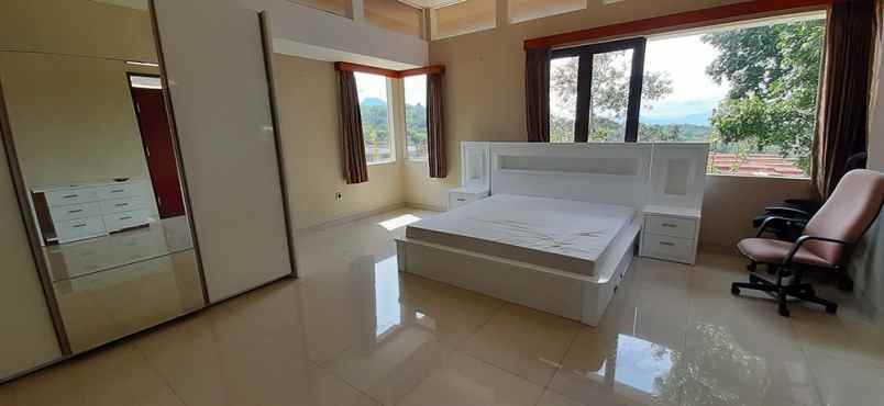 rumah jalan awi ligar raya