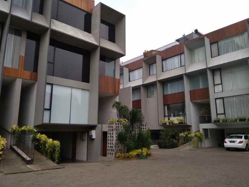 rumah jalan kemang 1b bangka kemang