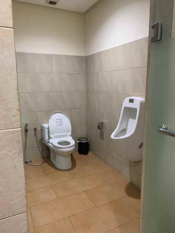 rumah jalan pekayon 1 pejaten barat