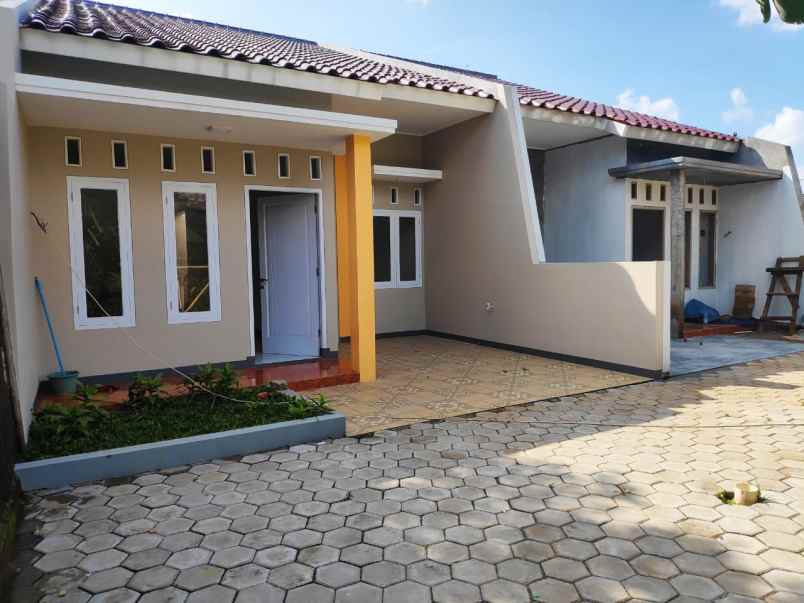 rumah jl cikunir raya pekayon