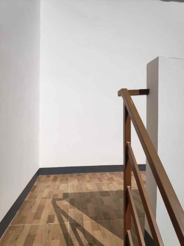 rumah jl cikunir raya pekayon