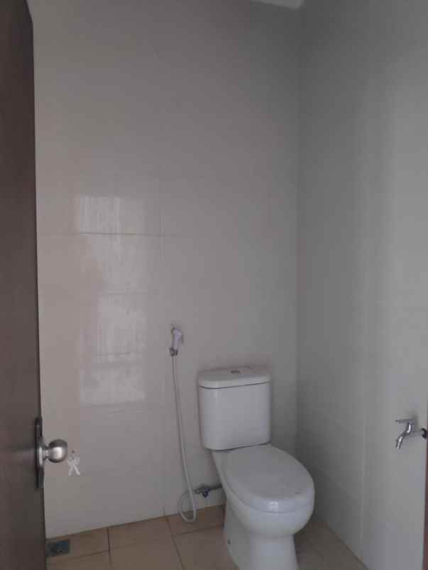 rumah jl cikunir raya pekayon