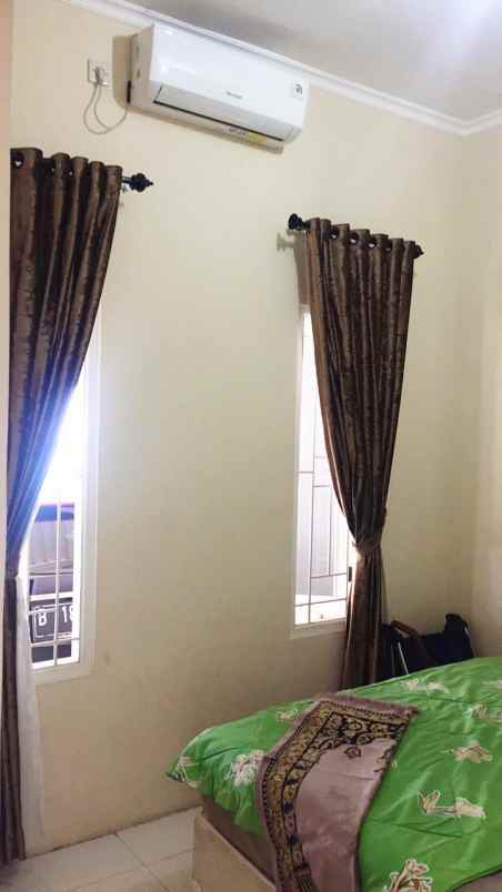 rumah jl cirendeu raya ciputat