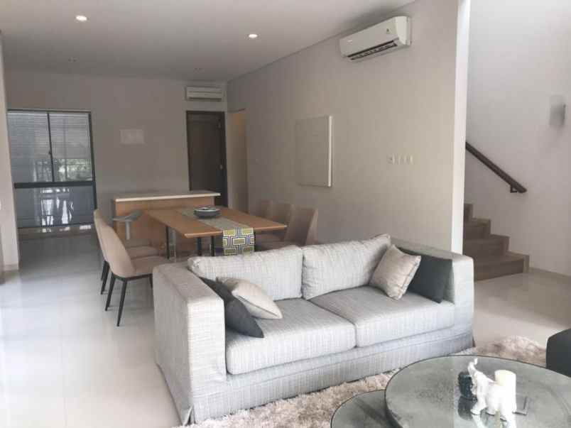 rumah jl delima lebak bulus