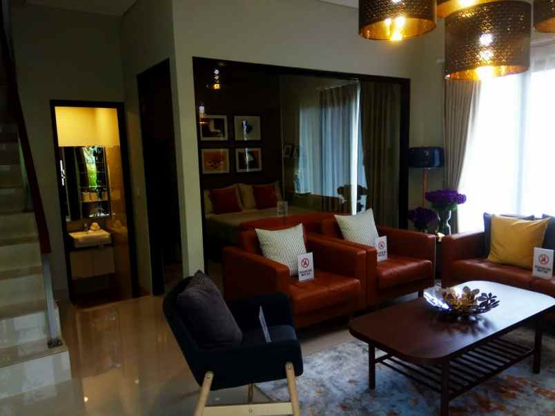 rumah jl kodau jatiwarna