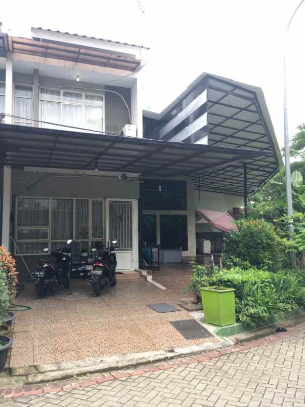 rumah jl lengkong wetan jelupang