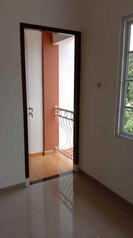 rumah jl mandor sanim 2 kukusan