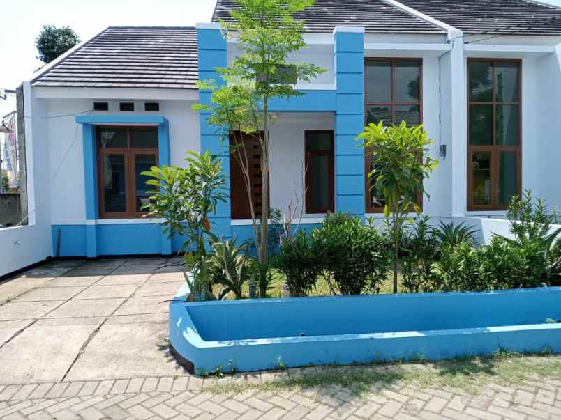 rumah jl mangunjaya