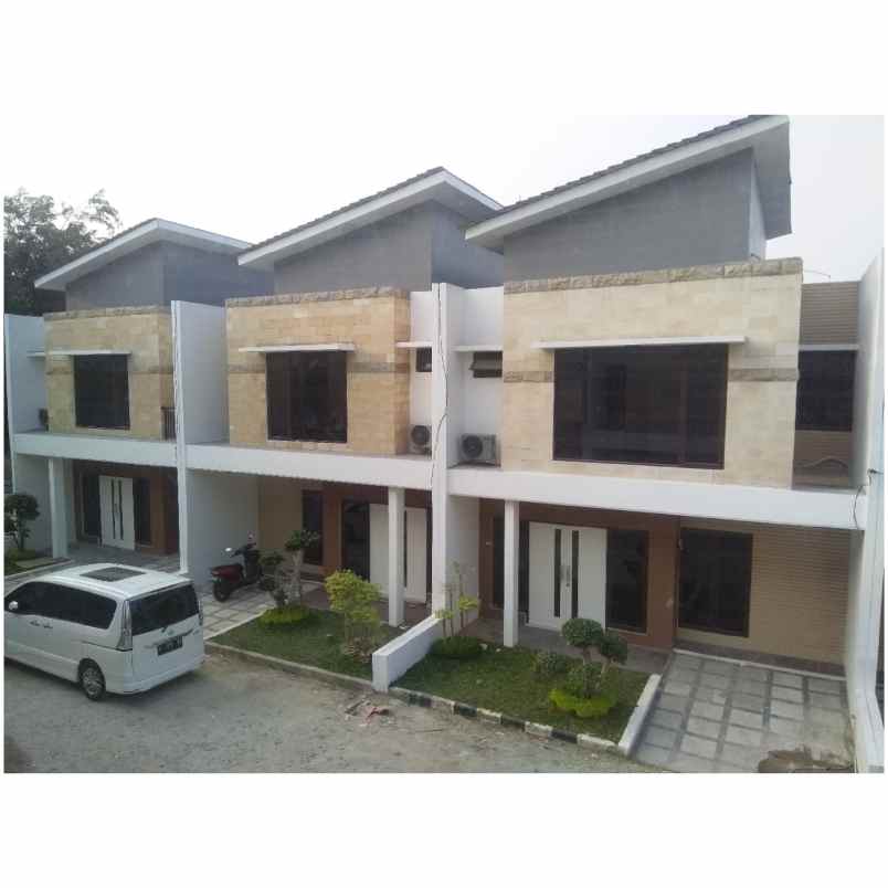 rumah jl pratama raya kav deplu