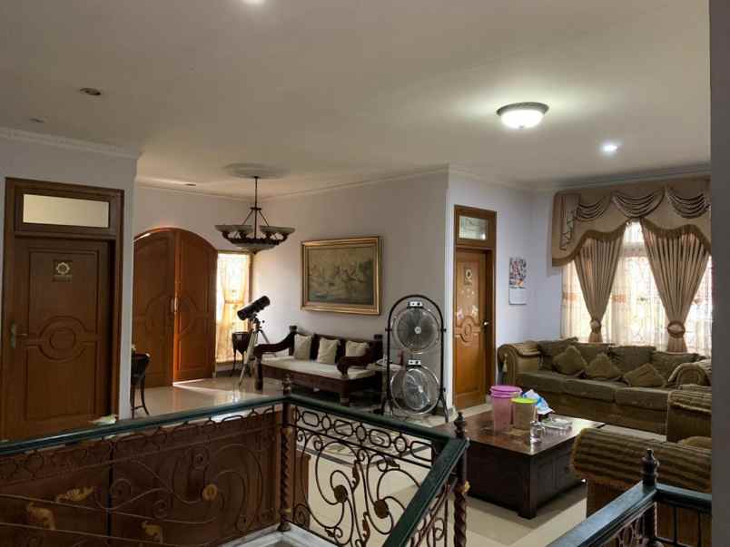 rumah jl pulo sirih tengah