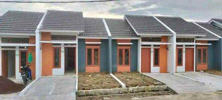 rumah jl raya cibenda desa