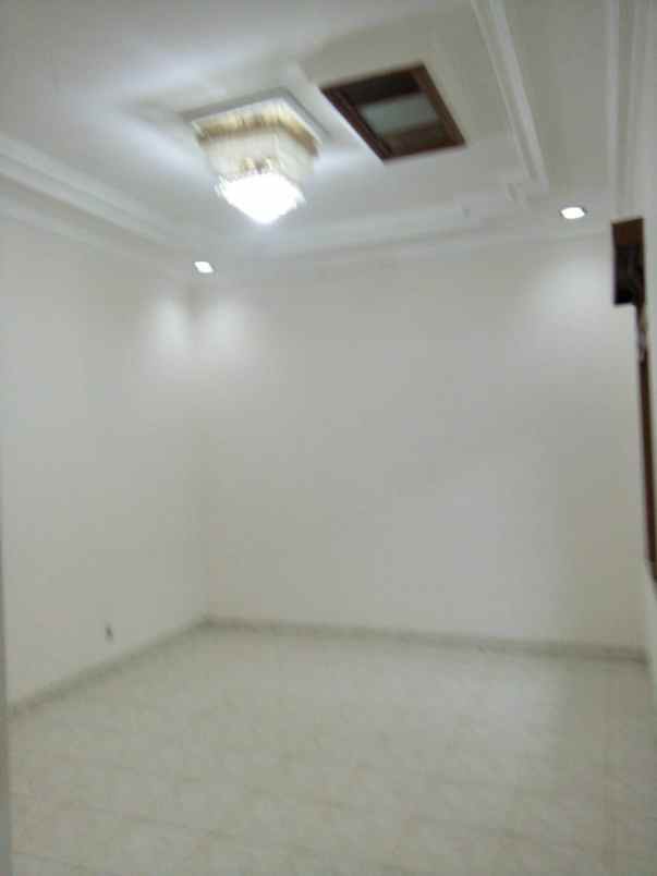 rumah komplek muara baru