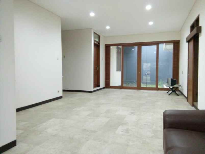 rumah komplek muara baru