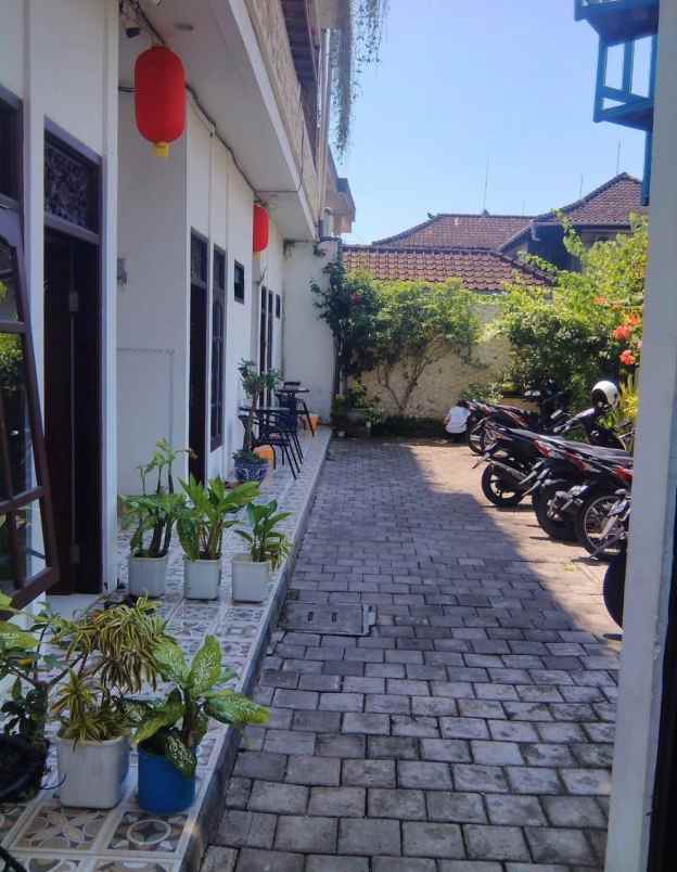 rumah kost 21 kamar di kuta bali dekat airport