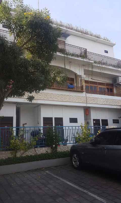 rumah kost 21 kamar di kuta bali dekat airport