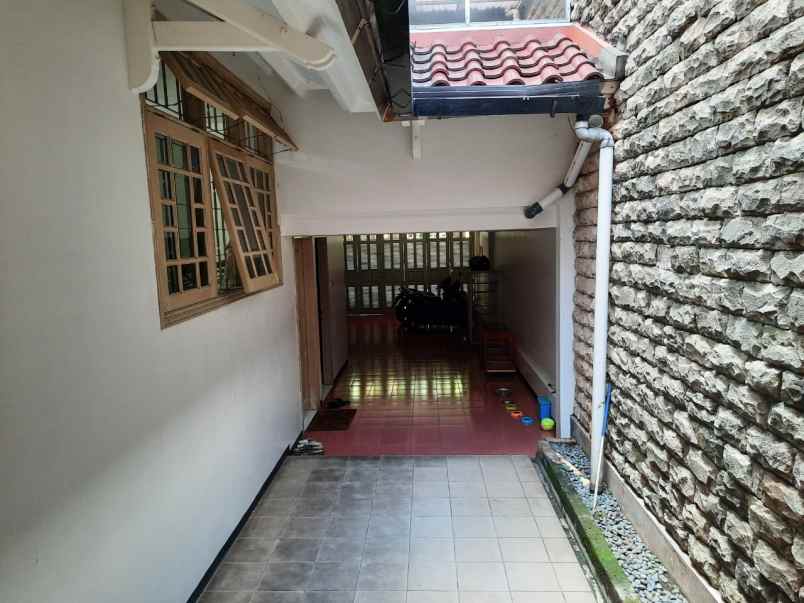 rumah megapolitan cinere