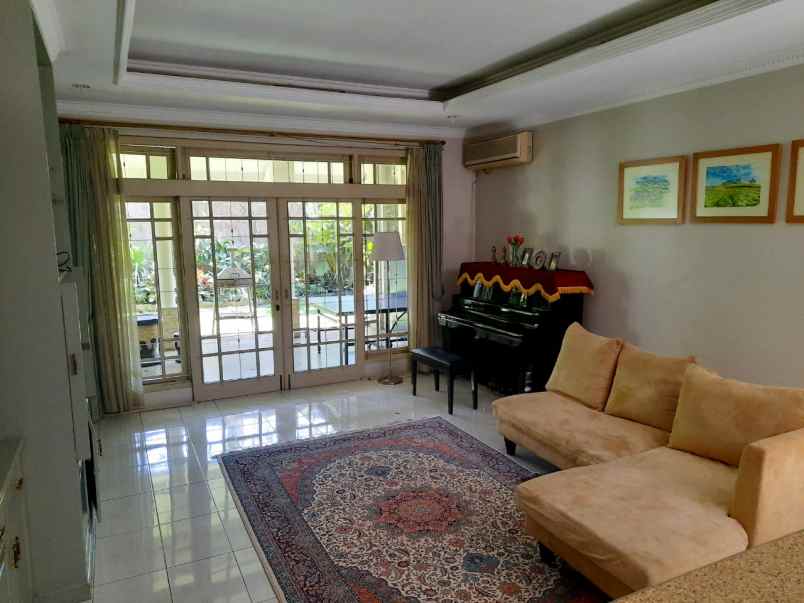 rumah megapolitan cinere