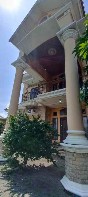 rumah mewah di rembang jawa tengah