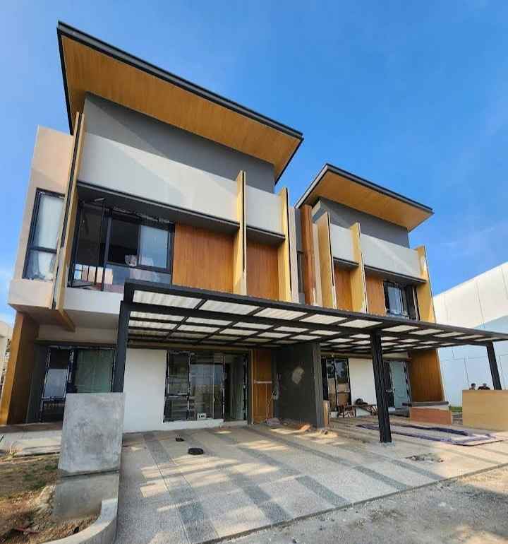 rumah mewah samping bandara soekarno hatta tanggerang