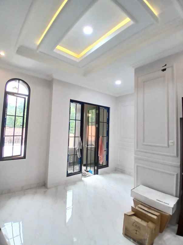 rumah mewah siap huni di kalimulya depok