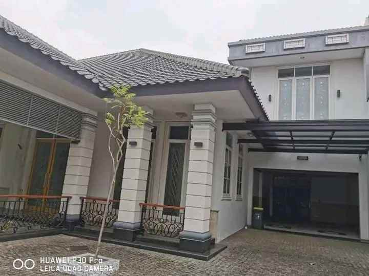 rumah mewah swimming pool pondok labu south jakarta