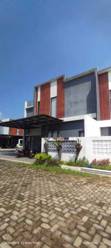 rumah minimalis modern hook hanya 3km kampus unsoed