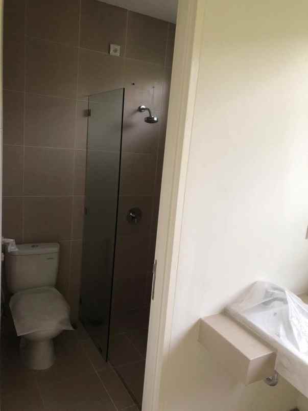 rumah minimalis northwest park surabaya barat