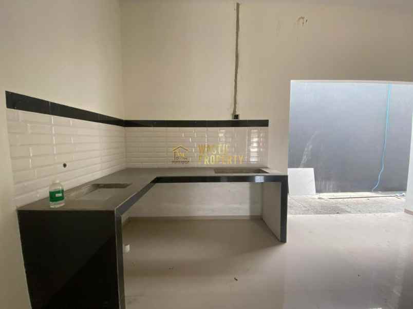 rumah modern baru siap huni di widodomartani