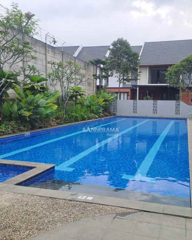 rumah nyaman dalam cluster exclusive sawangan depok