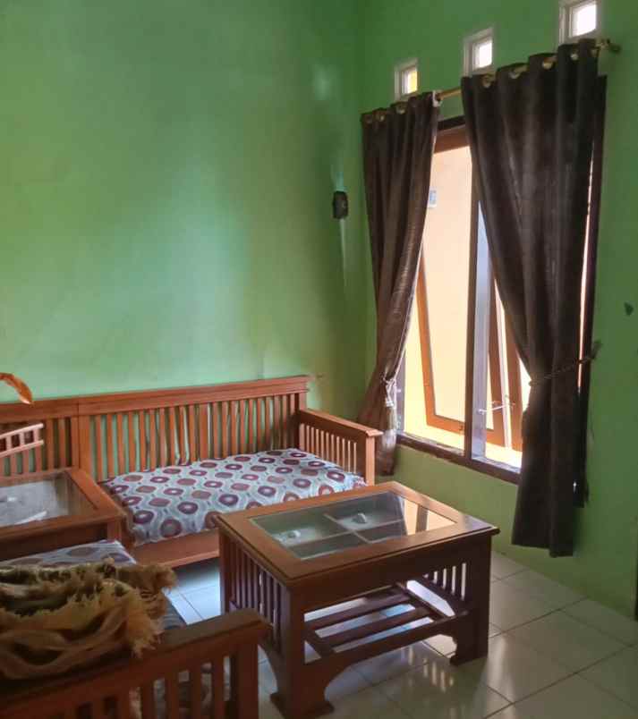 rumah rasamala banyumanik semarang