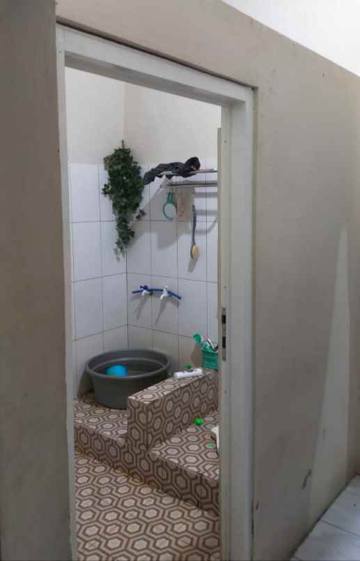 rumah rasamala banyumanik semarang