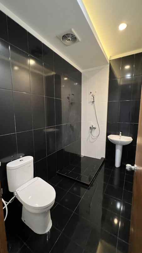 rumah sayap kinanti turangga buah batu