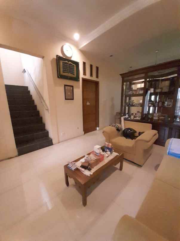 rumah second dalam komplek marinir pondok kelapa