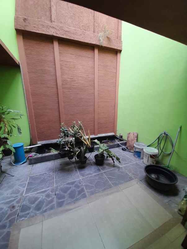 rumah second dalam komplek marinir pondok kelapa