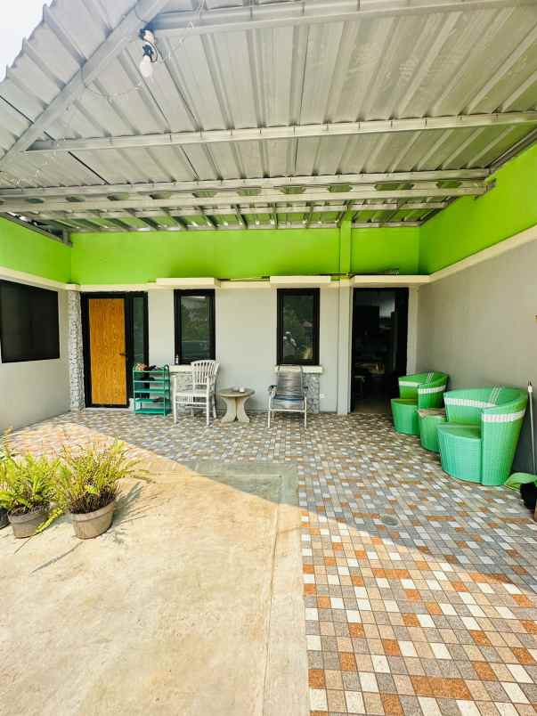 rumah second perumahan taman sari