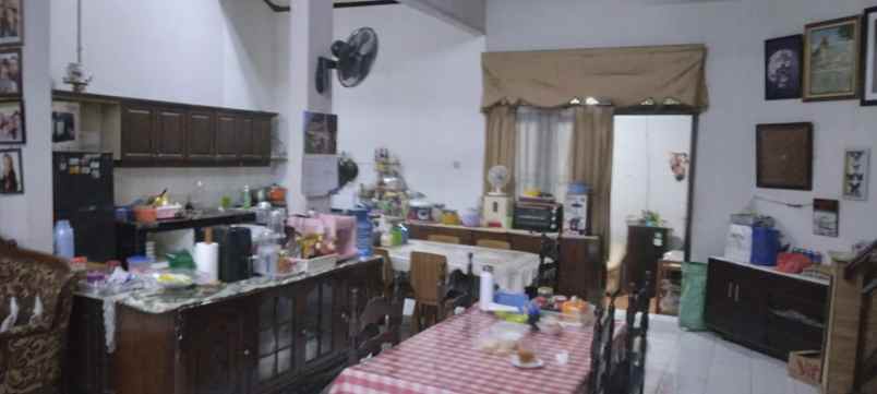 rumah second terawat di cinere depok