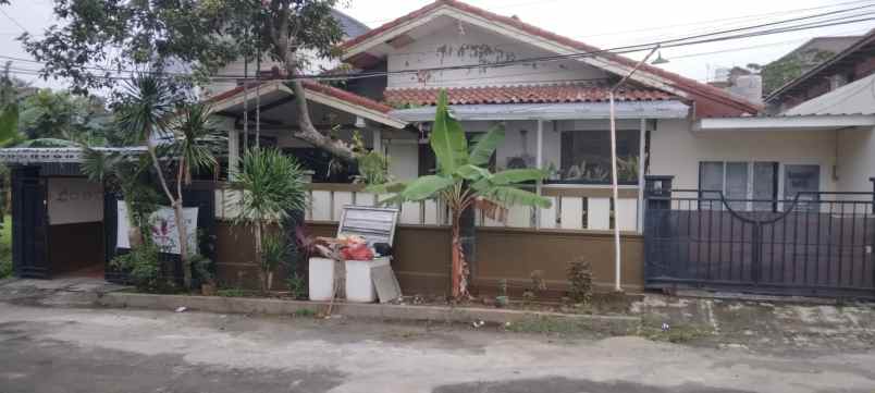 rumah second terawat di cinere depok