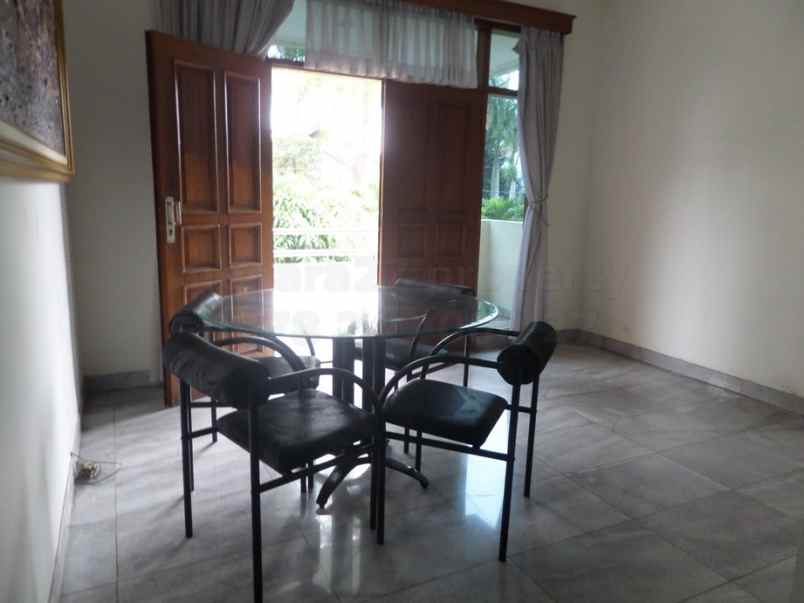 rumah setrasari setramurni