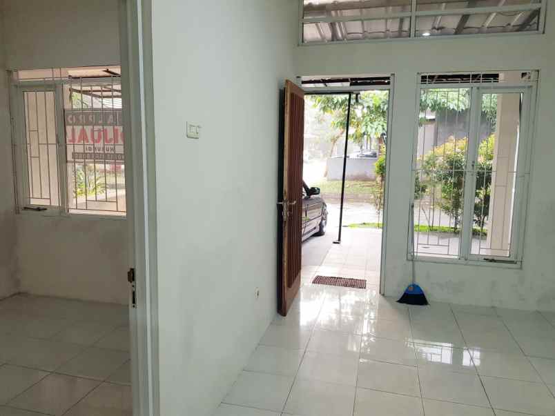 rumah shm 1lantai lokasi cluster di antapani bandung