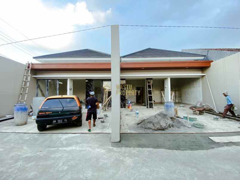 rumah siap huni dekat exit tol jogja solo di kalasan