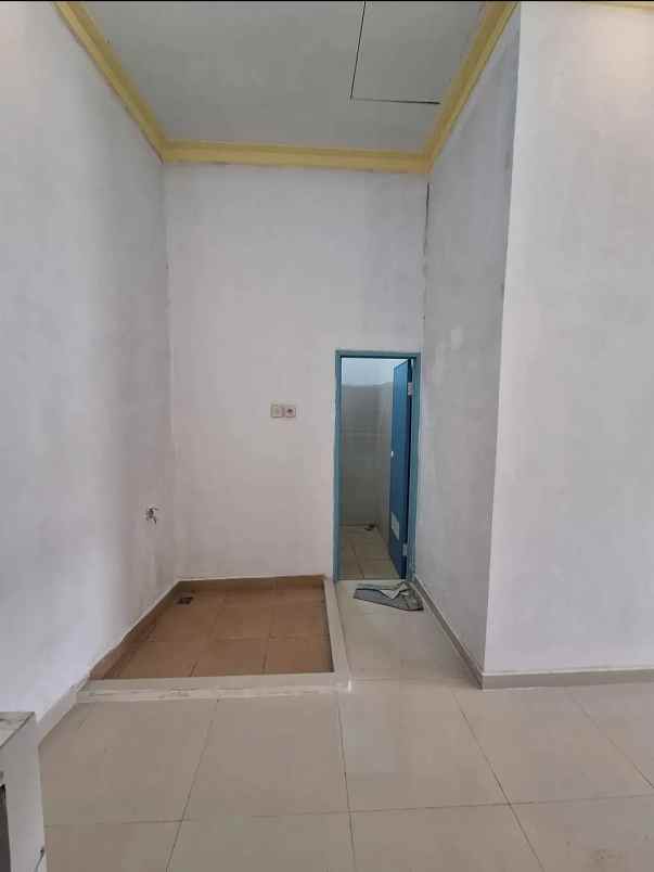 rumah siap huni di ujung harapan bekasi