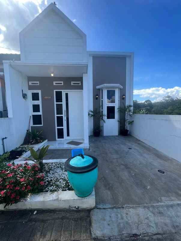 rumah singgah minimalis kedungrejo malang