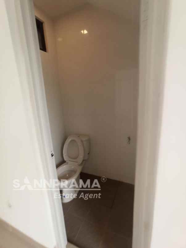 rumah strategis dalam townhouse cinangka