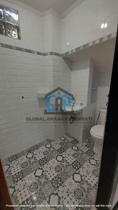 rumah terawat gegerkalong hilir bandung posisi hook