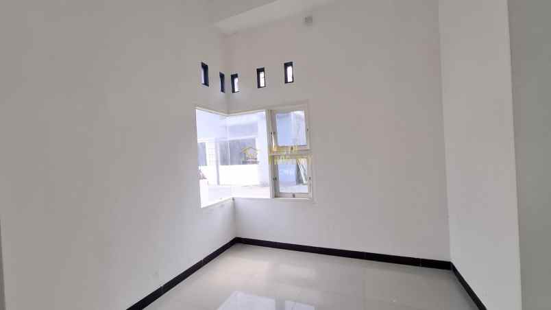 sambisari residence rumah baru siap huni