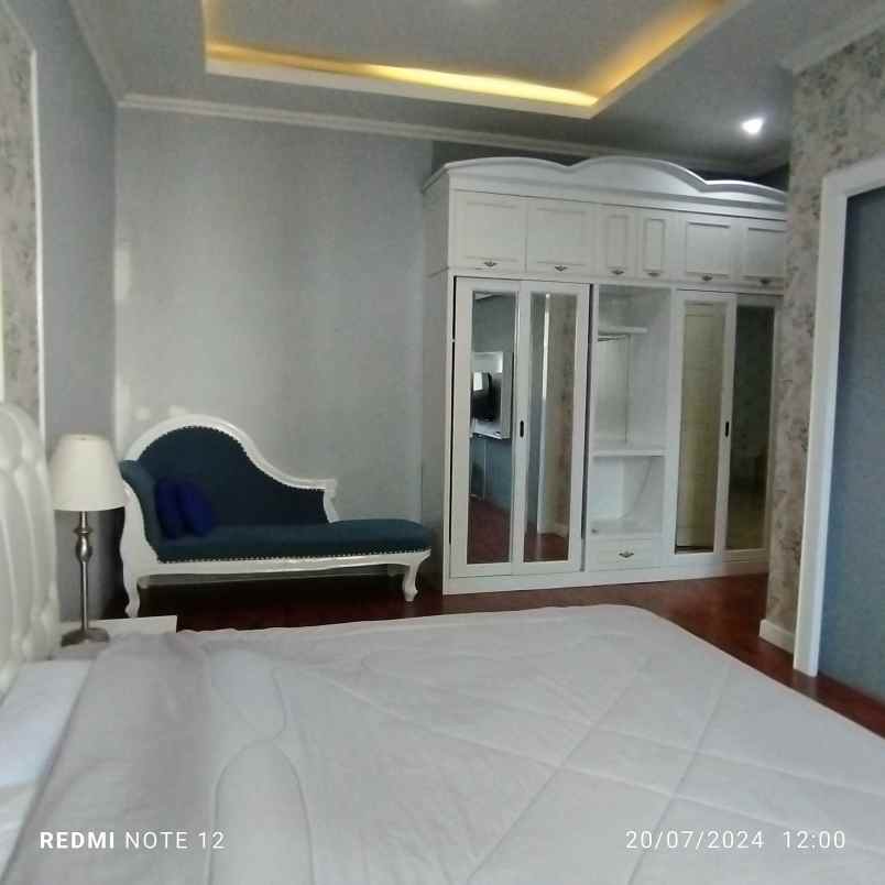 sewa rumah harian jl otista tarogong kidul garut