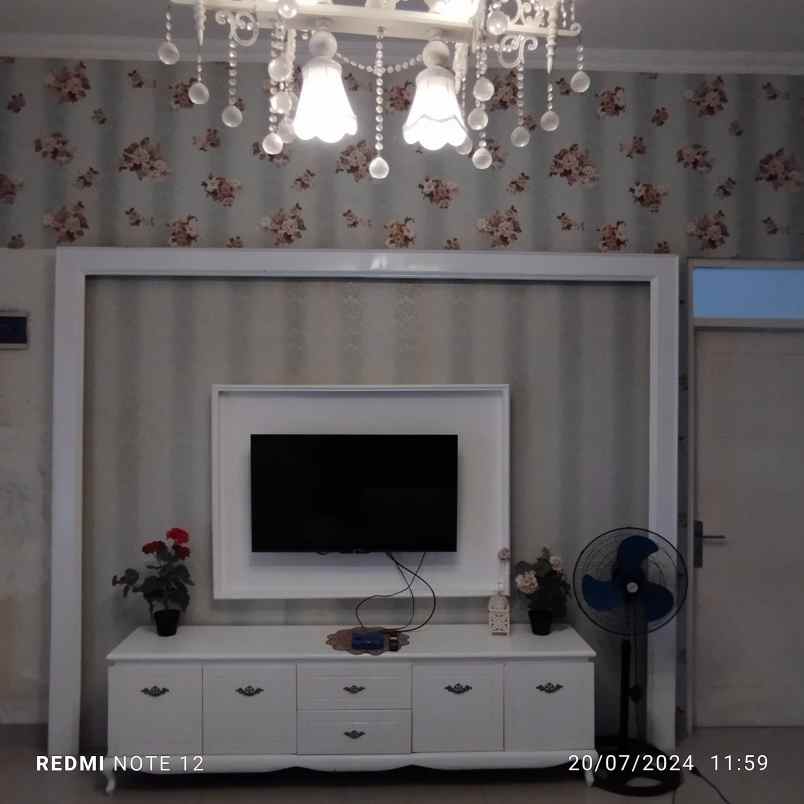sewa rumah harian jl otista tarogong kidul garut