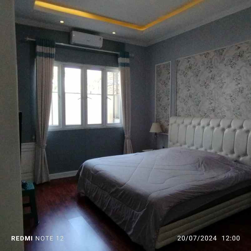 sewa rumah harian jl otista tarogong kidul garut